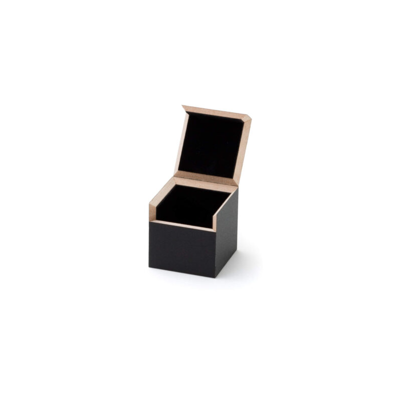 Juodas dėžutė 3,7x3,7x3,7 (1) Dėžutė Blackbox, mažas Žiedas, 3,5x3,5x3,5 cm - Vaizdas 1